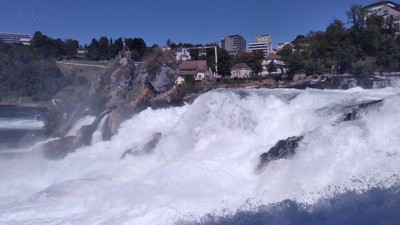 Wildwasserklasse 6 - Rheinfall in Schaffhausen